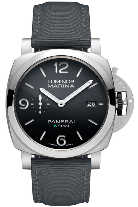 panerai light marina esteel.